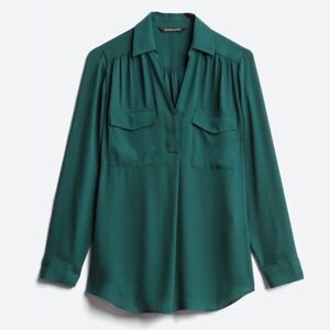 NWT 41 Hawthorn StitchFix Chace Pocket Blouse hunter green medium